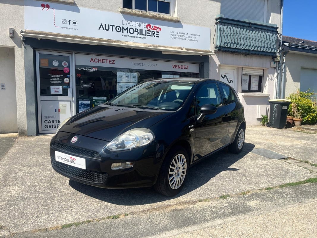 Fiat Punto Evo 3 portes 1.4i S&S 77 cv - Lounge - 1ère main — 1
