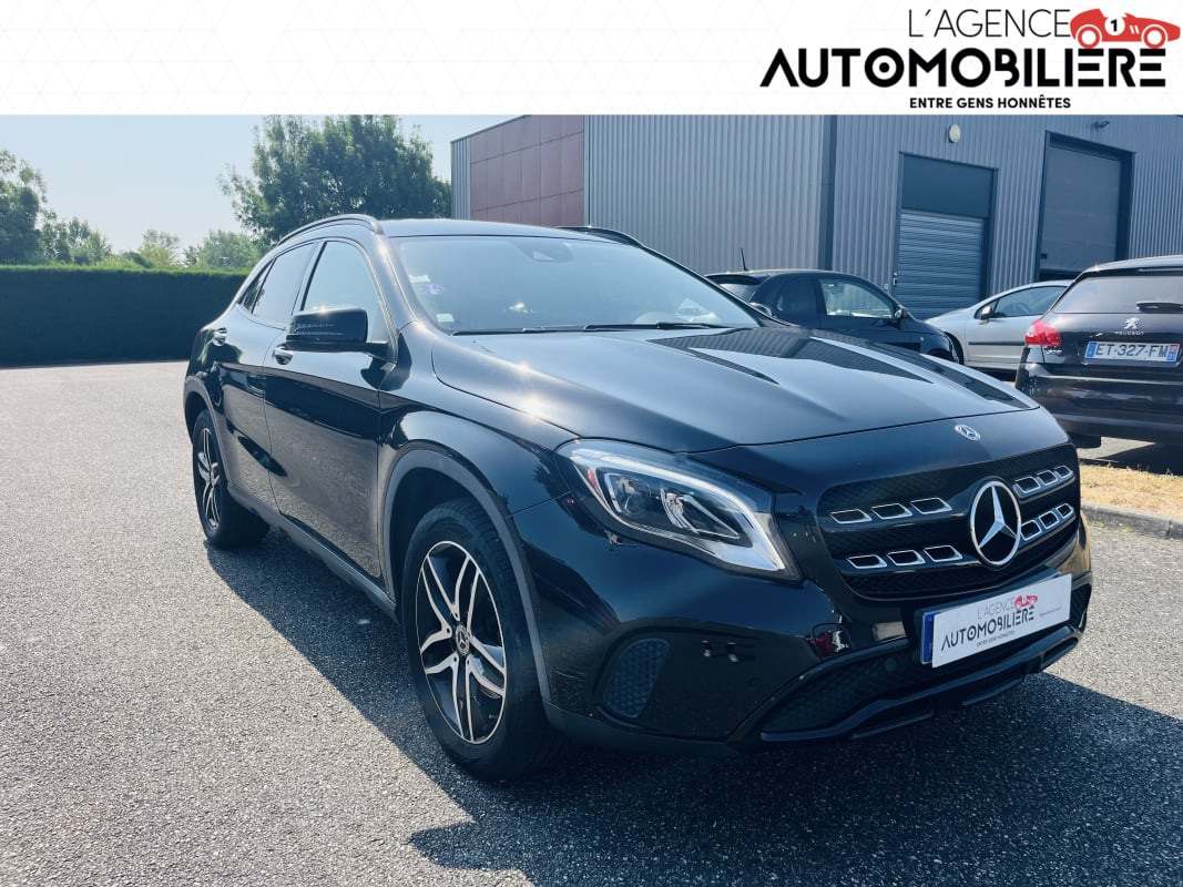 Mercedes-Benz Classe GLA Mercedes GLA 250 - Matic sensation 12.0 CV ATTELAGE — 1