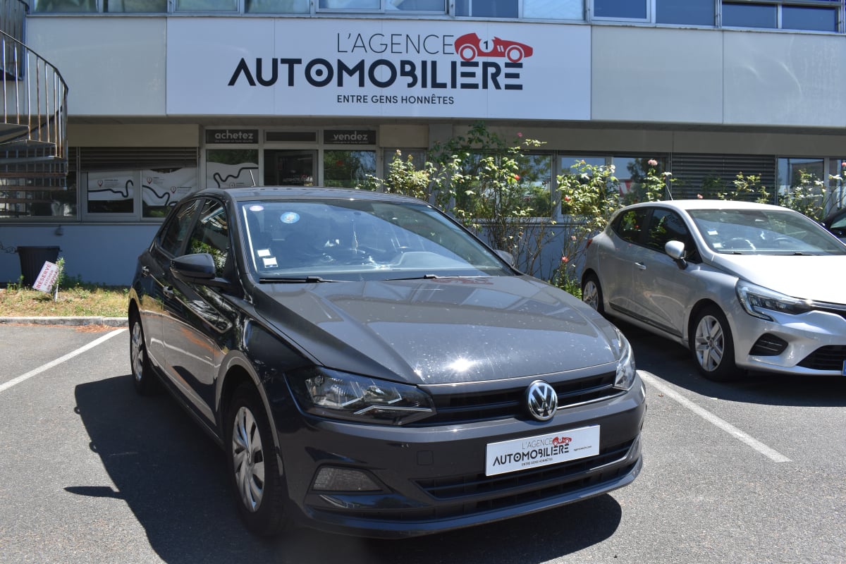 Volkswagen Polo VI 1.0 i 65 cv — 1
