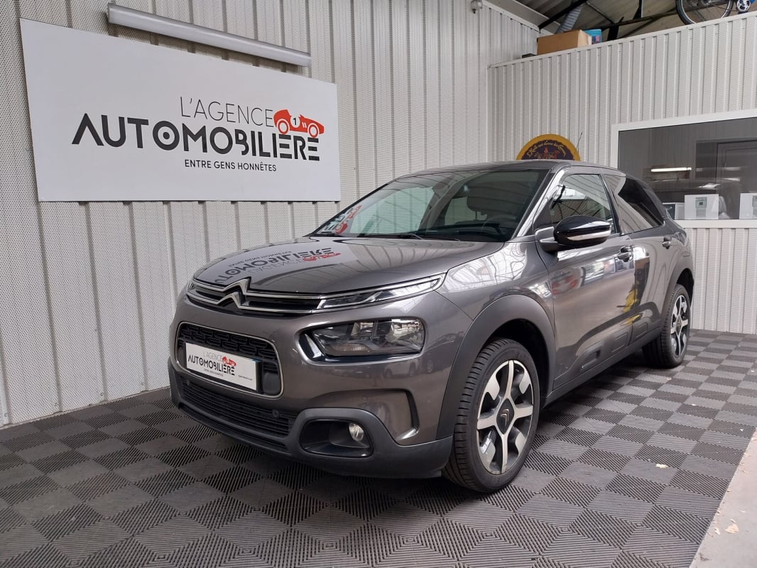 Citroen C4 Cactus 1.2 i 110 Shine — 1