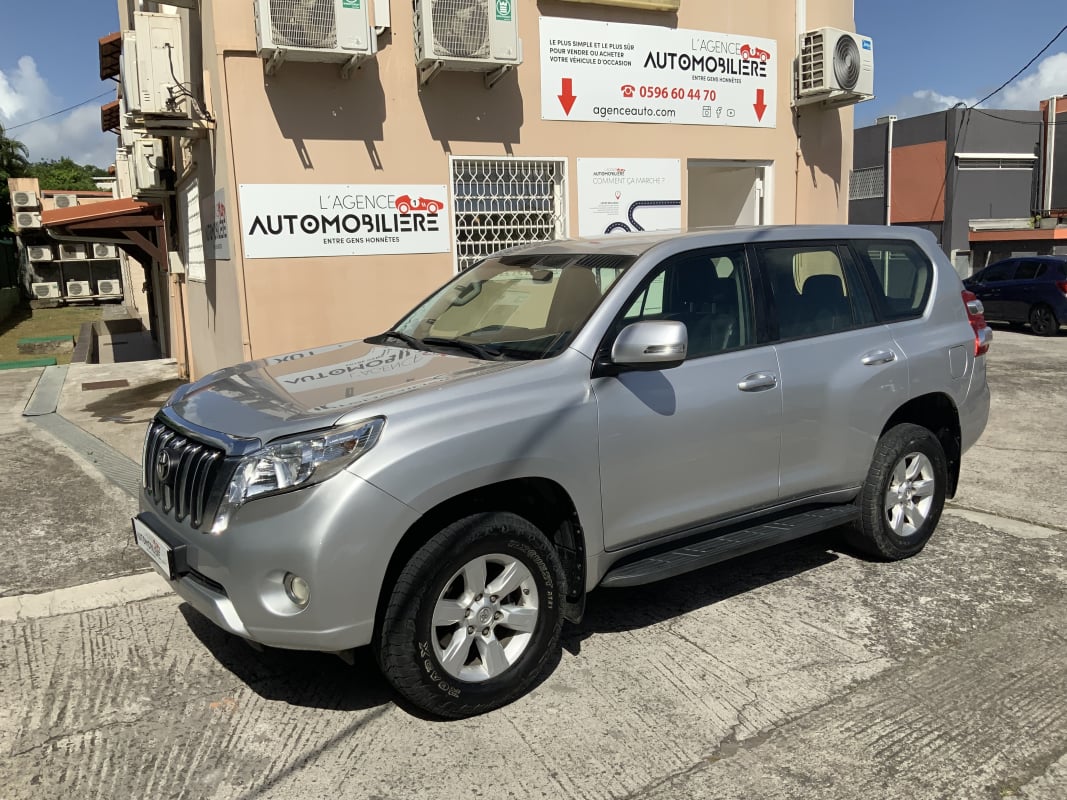 Toyota Land Cruiser 2.8 D-4D 177 LOUNGE BVA — 1