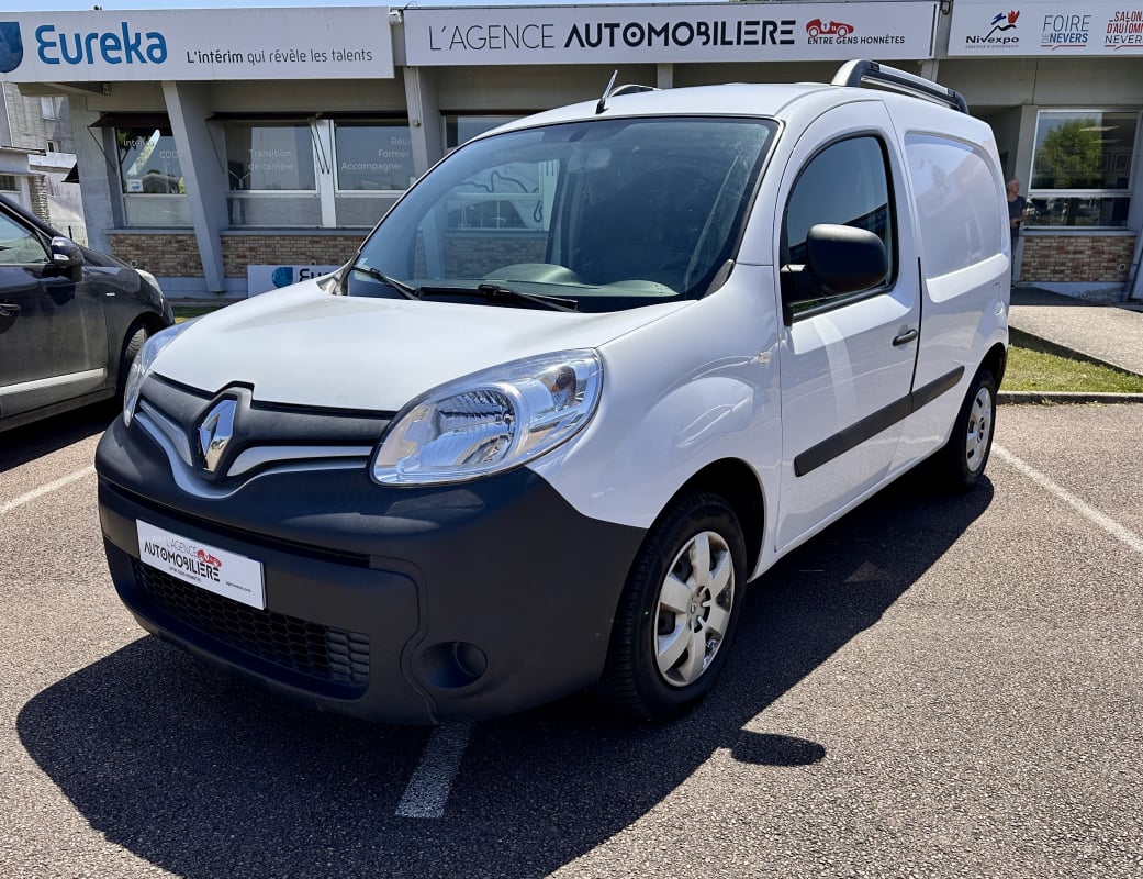 Renault Kangoo Express 1.5 DCI 90 GRAND-CONFORT/Attelage/Barres de toit/Cloison pleine vitrée — 1