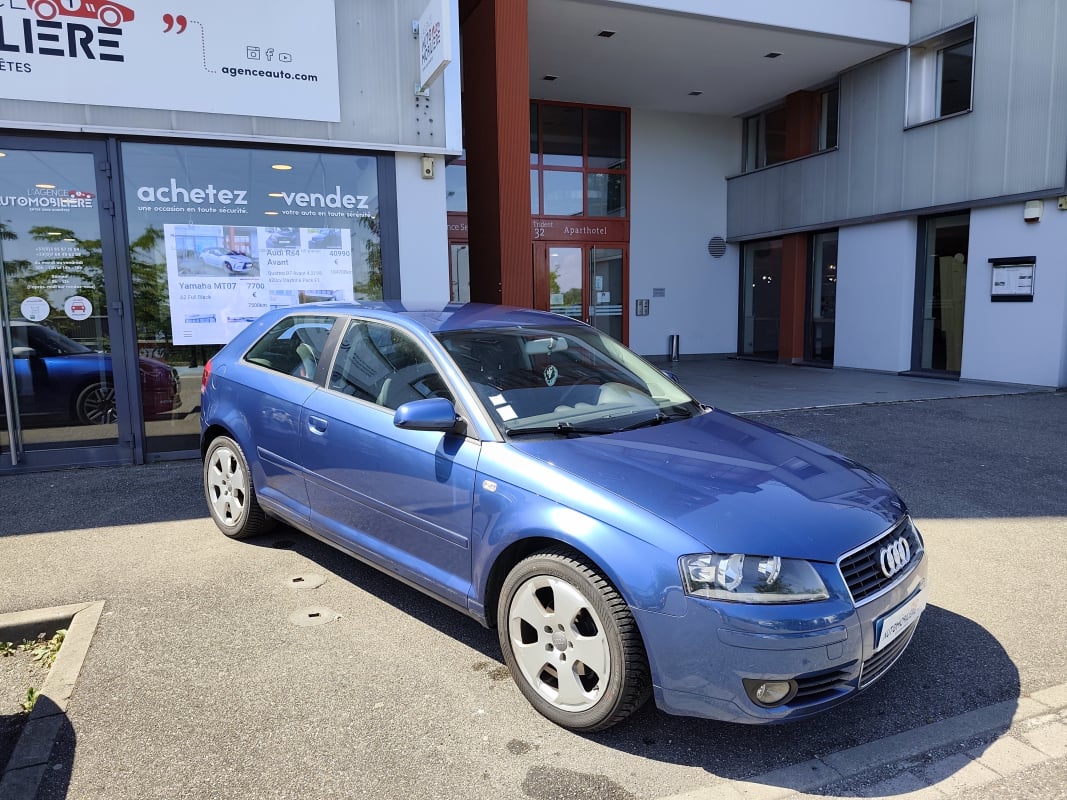Audi A3 AUDI A3 1.6 PACK ATTRACTION TIPTRONIC — 1