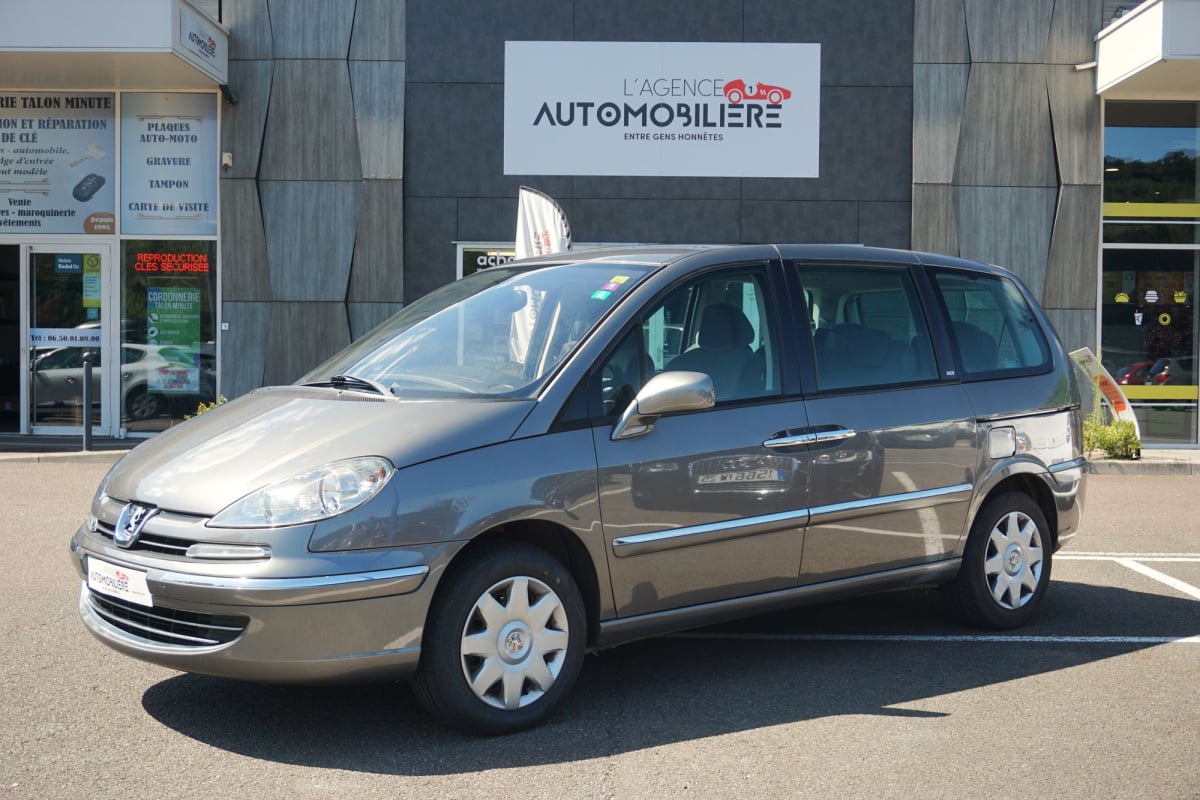 Peugeot 807 2.0 HDI 120 ch Premium 2ème main — 1