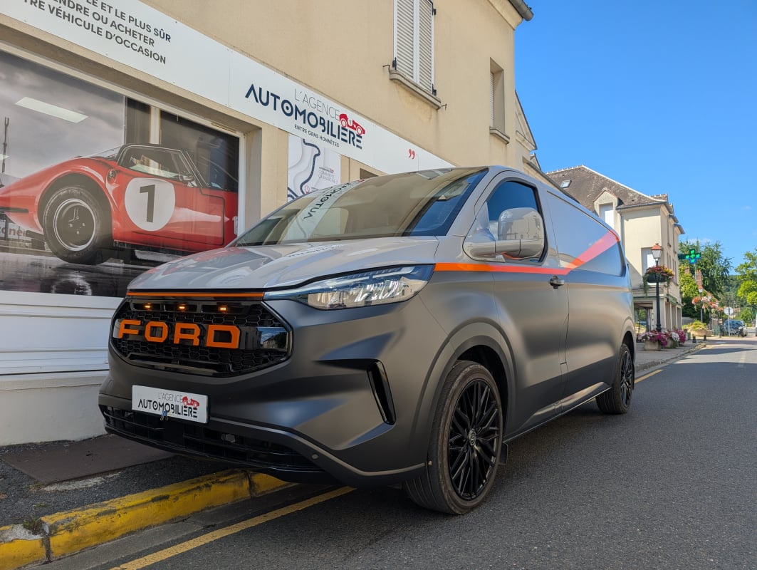 Ford Custom 2.0 ECOBLUE 136cv 320 L2 LIMITED + GRIS LUNAIRE / JANTE 19 NOIR / CAMERA / ATTELAGE... — 1
