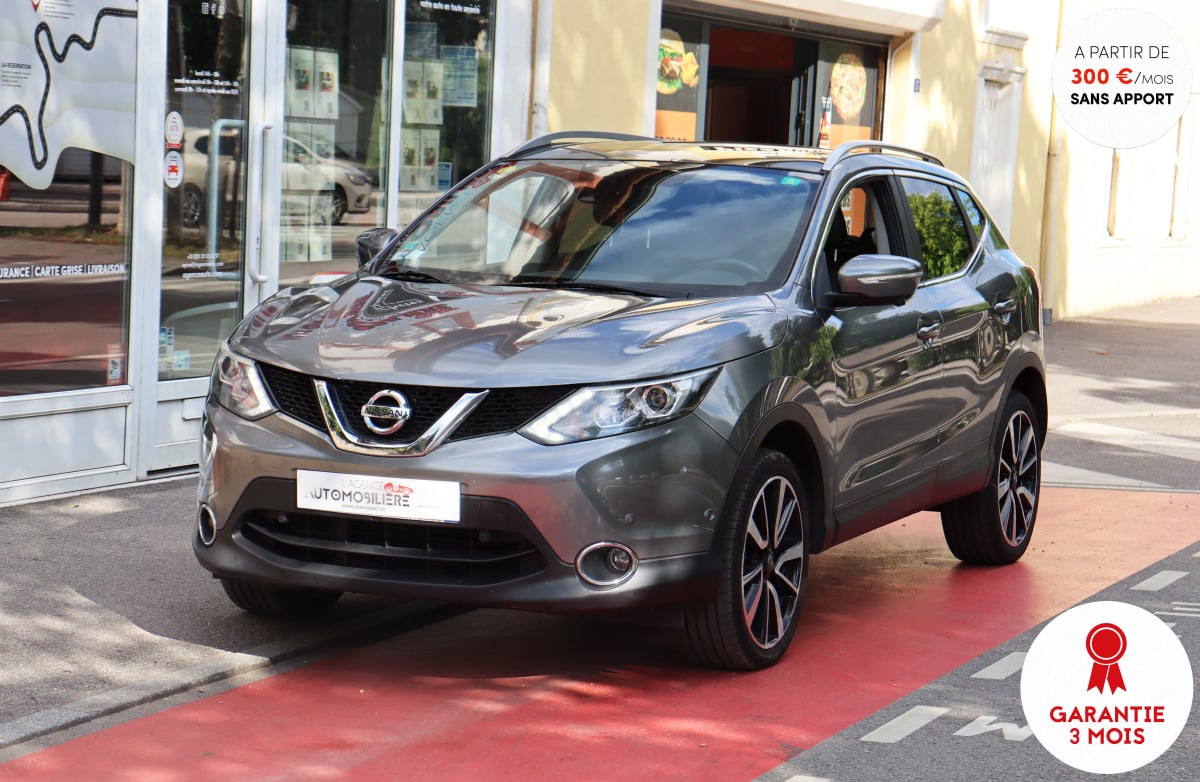 Nissan Qashqai II 1.6 dCi 130 Tekna BVM (Toit panoramique, Caméra 360°, Attelage) — 1