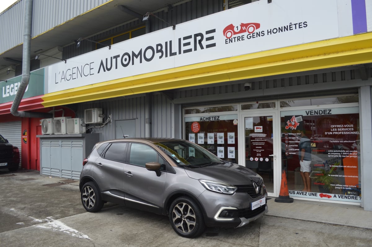 Renault Captur 1.2 TCE 120 ENERGY ZEN EDC — 1