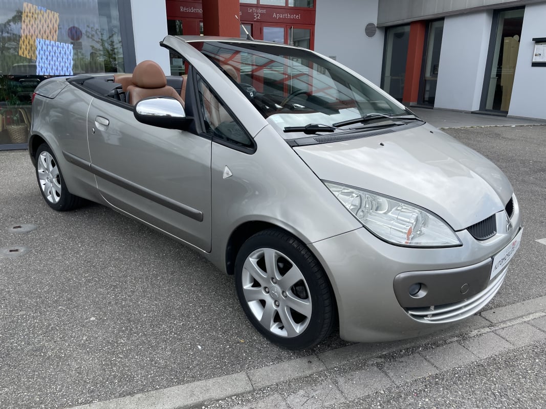 Mitsubishi Colt VI (Z30) CZC 1.5 i Coupé Cabriolet 109cv — 1