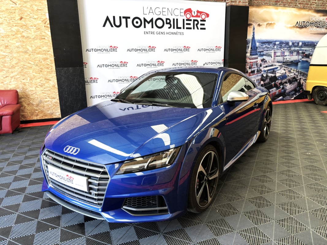 Audi TTS S-TRONIC 2.0L TFSI QUATTRO 310 ch — 1