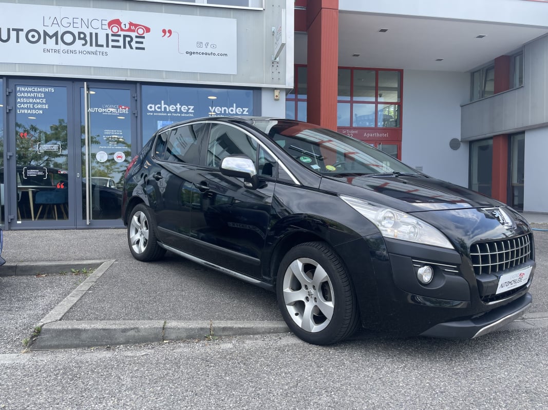 Peugeot 3008 2.0 HDi 16V 150 cv PREMIUM PACK — 1