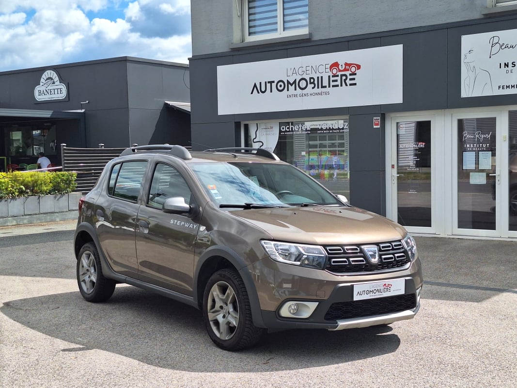 Dacia Sandero STEPWAY 1.5 DCI 90 CV Caméra — 1