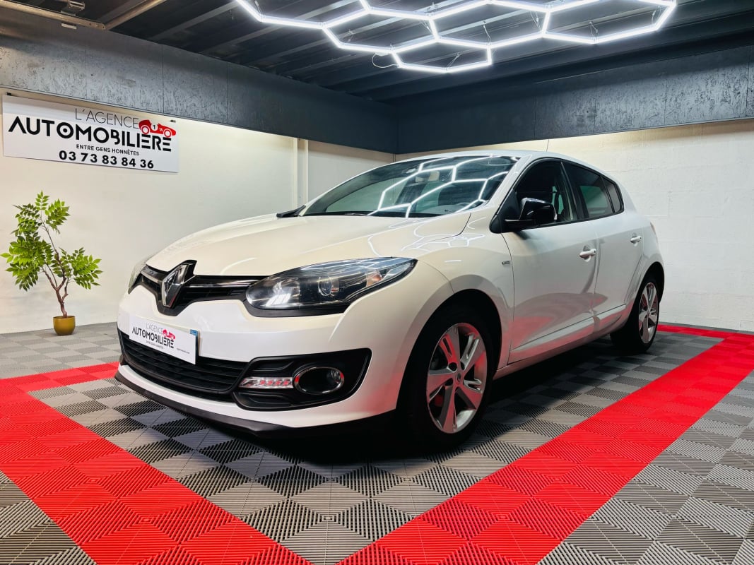 Renault Megane III 1.2 TCE 16V 115cv LIMITED — 1