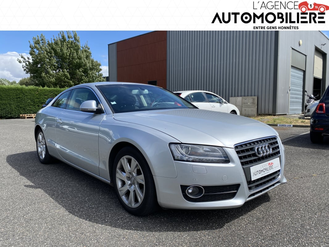Audi A5 V6 2.7 TDI 190 CH AMBIENTE — 1
