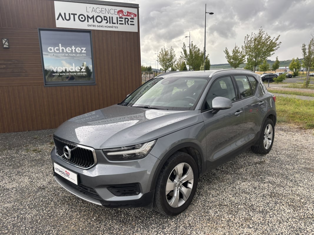 Volvo XC40 D3 2.0 16V Geartronic 8 150 cv MOMENTUM Boîte auto — 1