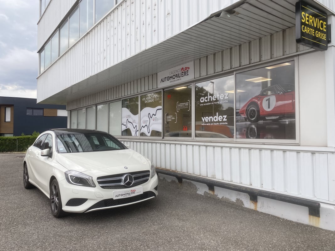 Mercedes-Benz Classe A (W176) A180 7G-DCT 122 CV TOIT PANORAMIQUE - GARANTIE 12 MOIS — 1