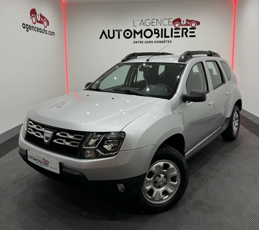 Dacia Duster DUSTER 4X4 LAUREATE 1.5 DCI 110CV BVM6 ATTELAGE/CLIM/BLUETOOTH/RADIO CD/JANTES ALU/REGULATEUR — 1