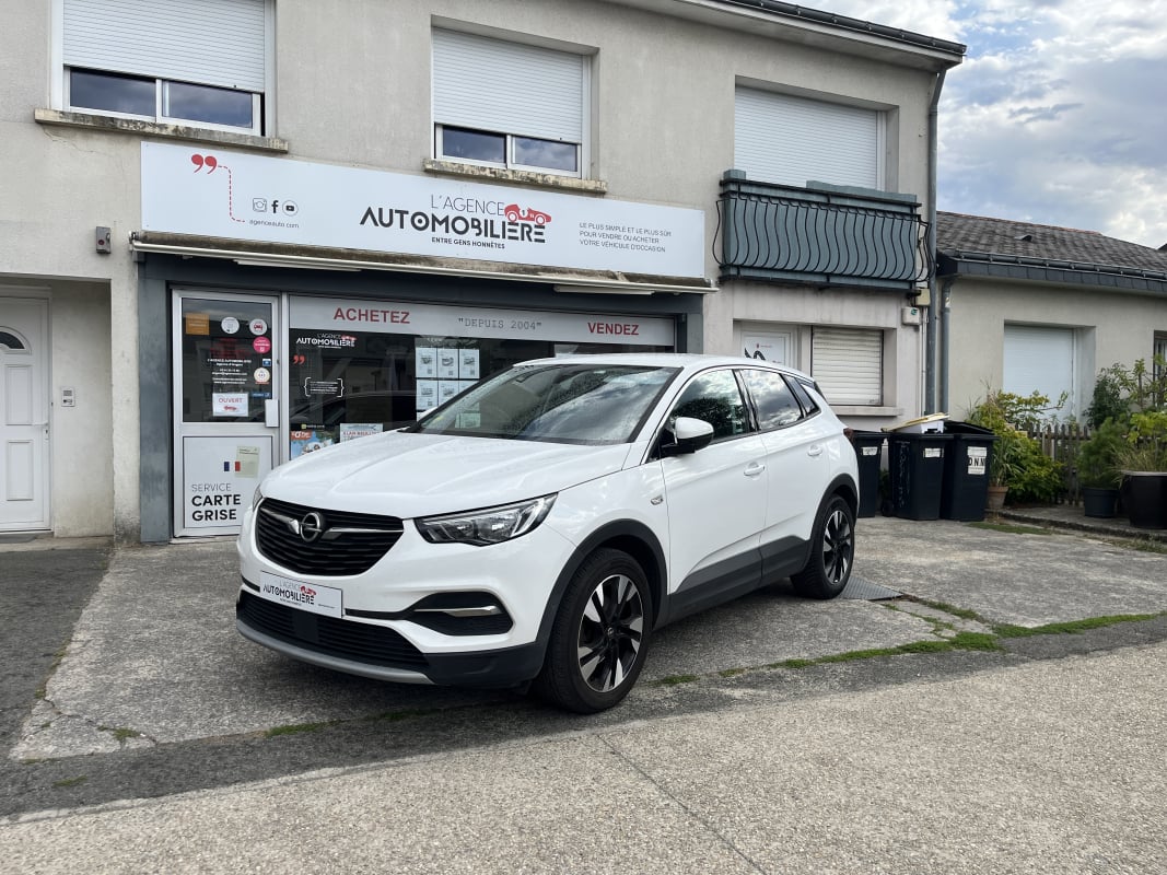 Opel Grandland X 1.6 CDTI S&S 120cv ULTIMATE - Carnet d'entretien tamponné — 1