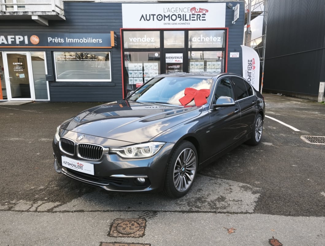 BMW Série 3 (F30) LCI Berline 318i 1.5 136 ch LUXURY (Garantie 6 mois) — 1