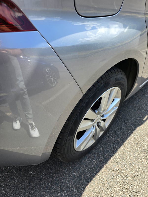 Peugeot 308 II (2) 1.6 BLUEHDI 120 S&S ALLURE BUSINESS EAT6 — 38
