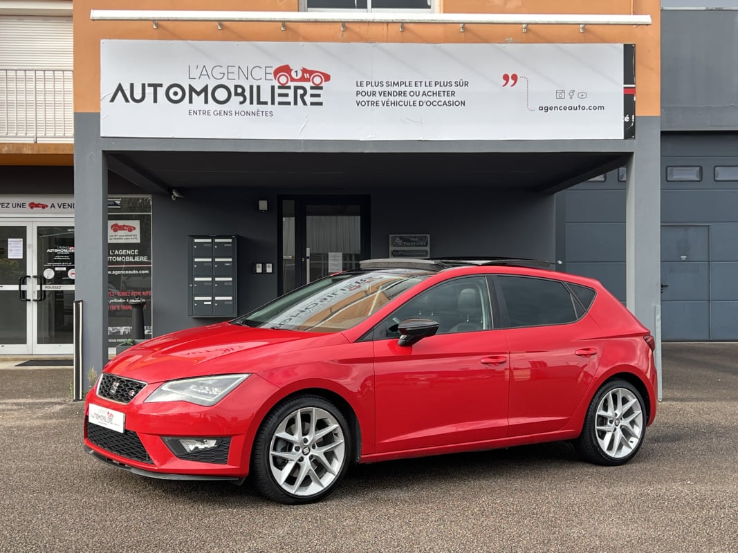 Seat Leon 1.8 TFSI DSG7 180 CV FR Toit Ouvrant Sound System Attelage — 1