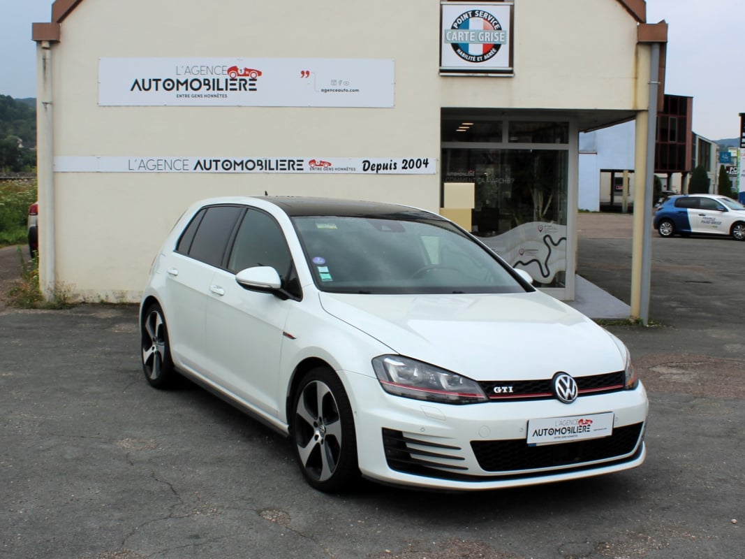 Volkswagen Golf VII 2.0 TSI 220 CH BlueMotion Technology GTI DSG6 5p — 1