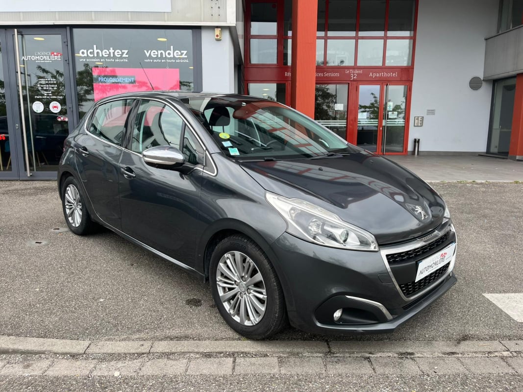 Peugeot 208 1.6 BLUEHDI 100 CV ALLURE — 1