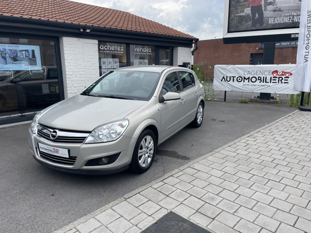 Opel Astra III 1.3 CDTI 90 ENJOY 5P — 1