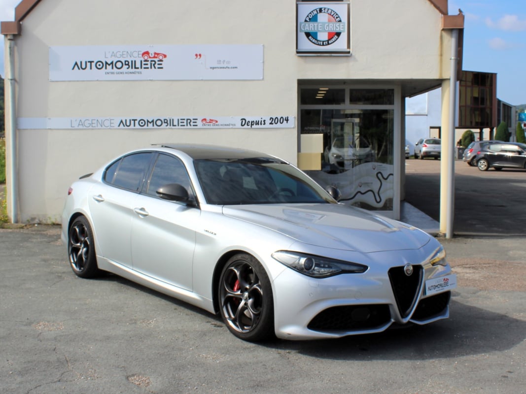 Alfa Romeo Giulia 2.2 JTD 210 CH Veloce Q4 AT8 — 1