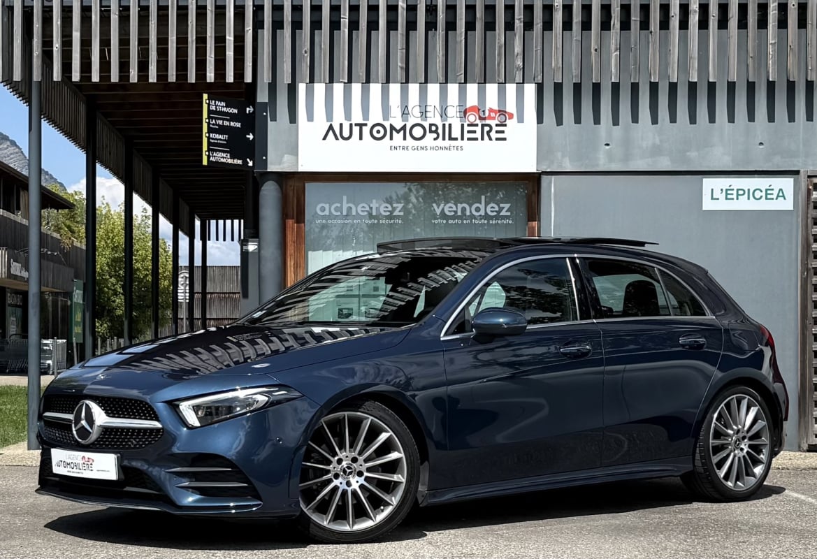 Mercedes-Benz Classe A 180 136ch AMG Line 7G-DCT / Origine France - Toit ouvrant & Pack Premium Plus — 1
