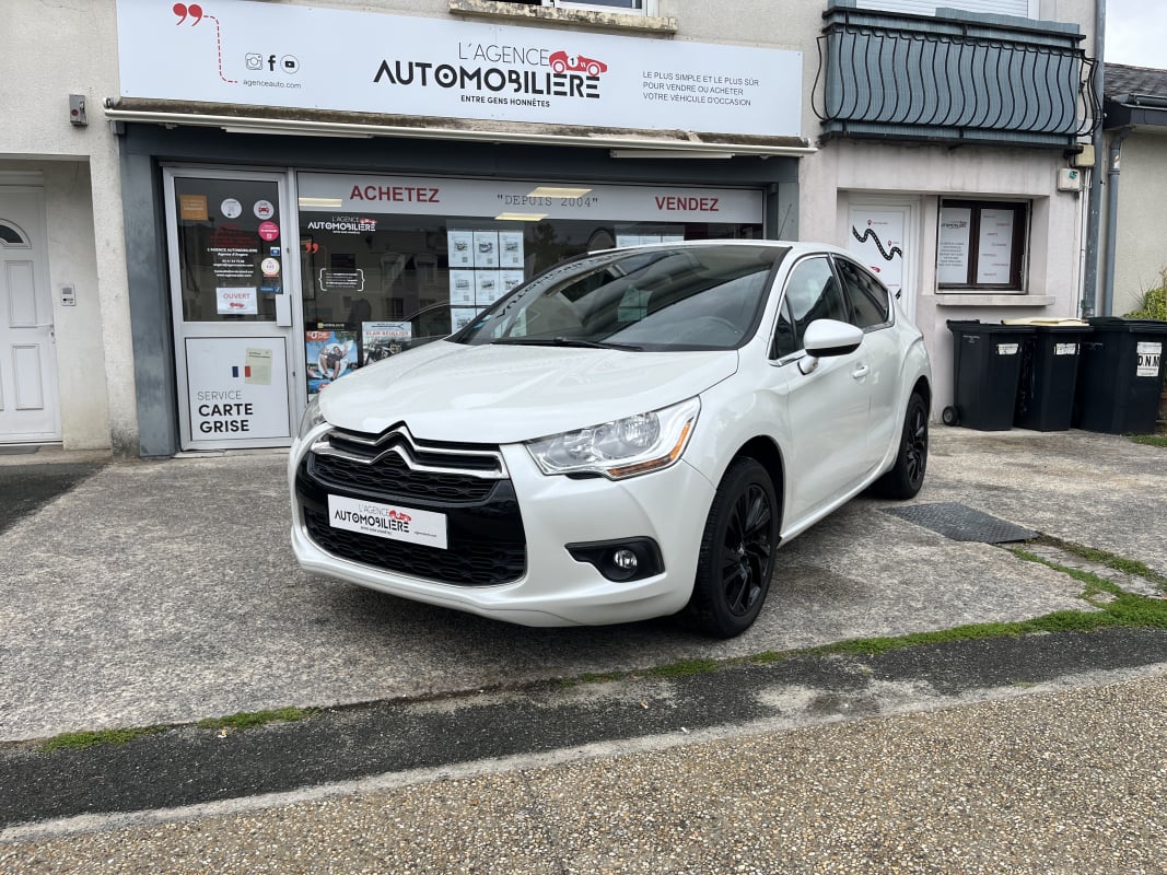 Citroen DS4 2.0 HDi 163cv So Chic - Boîte auto — 1