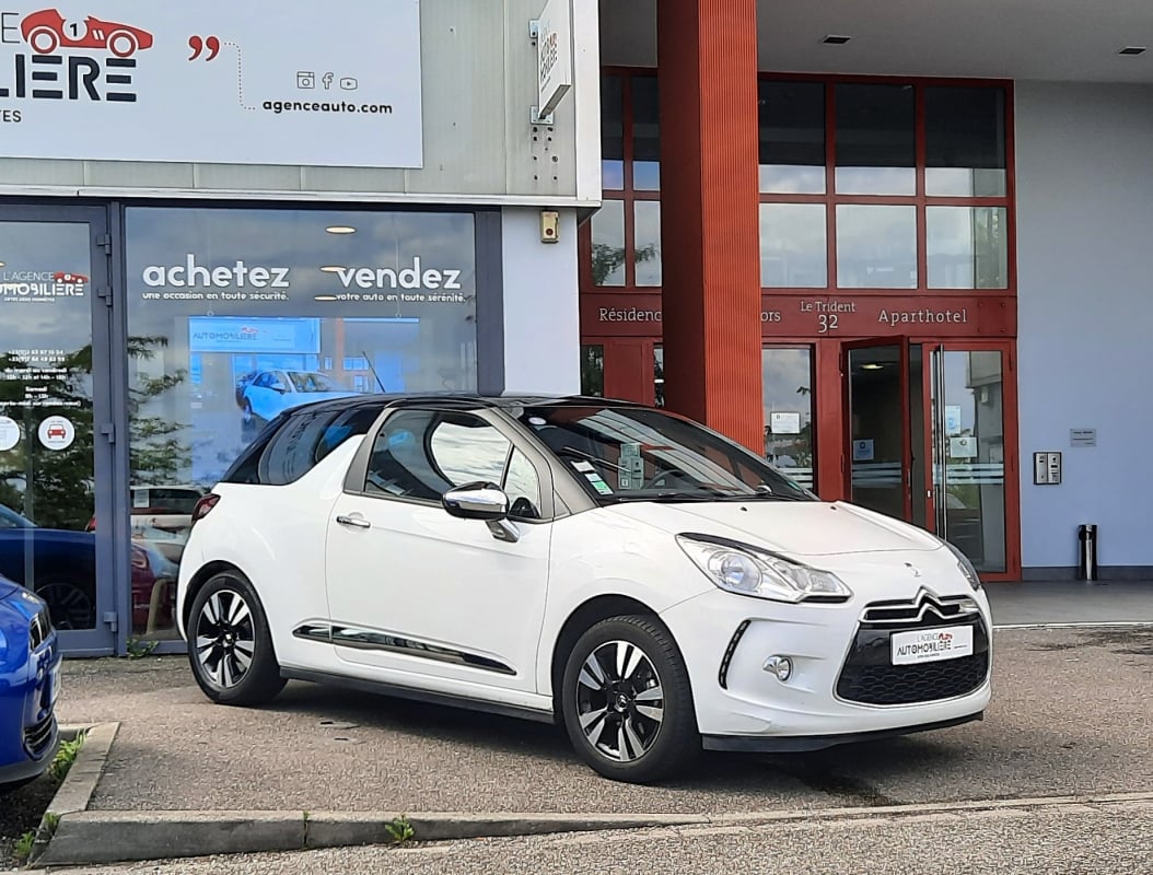 Citroen DS DS3 1.2 VTI SO CHIC 82CH — 1