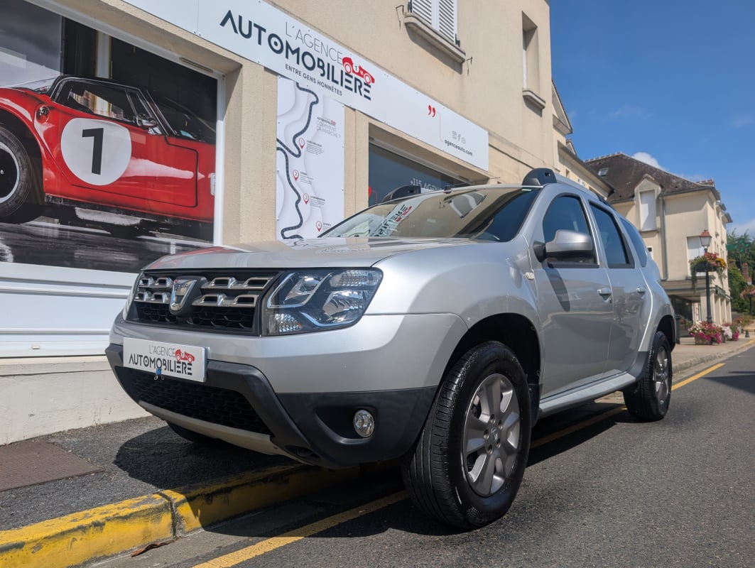 Dacia Duster 4WD 4X4 1.5 DCI 110cv PRESTIGE TRES BEL ETAT — 1
