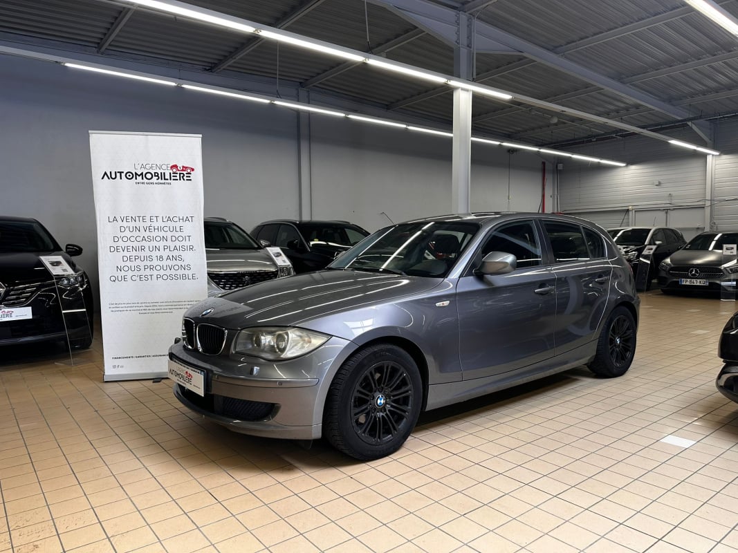 BMW Série 1 2.0 116D 115 EDITION CONNECTED-DRIVE — 1