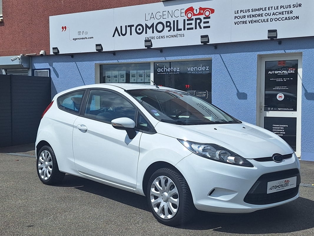 Ford Fiesta 1.25 82 ch Trend 3P — 1