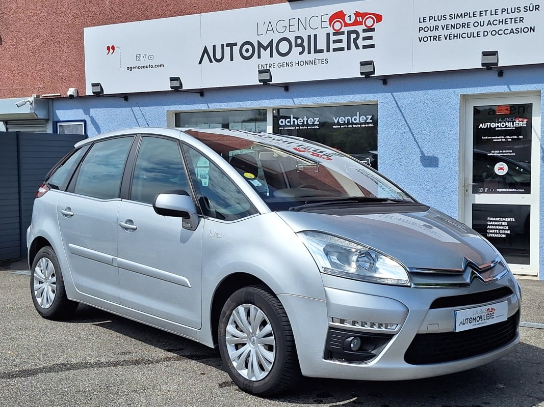 Citroen C4 Picasso 1.6 HDi 110 ch CONFORT — 1