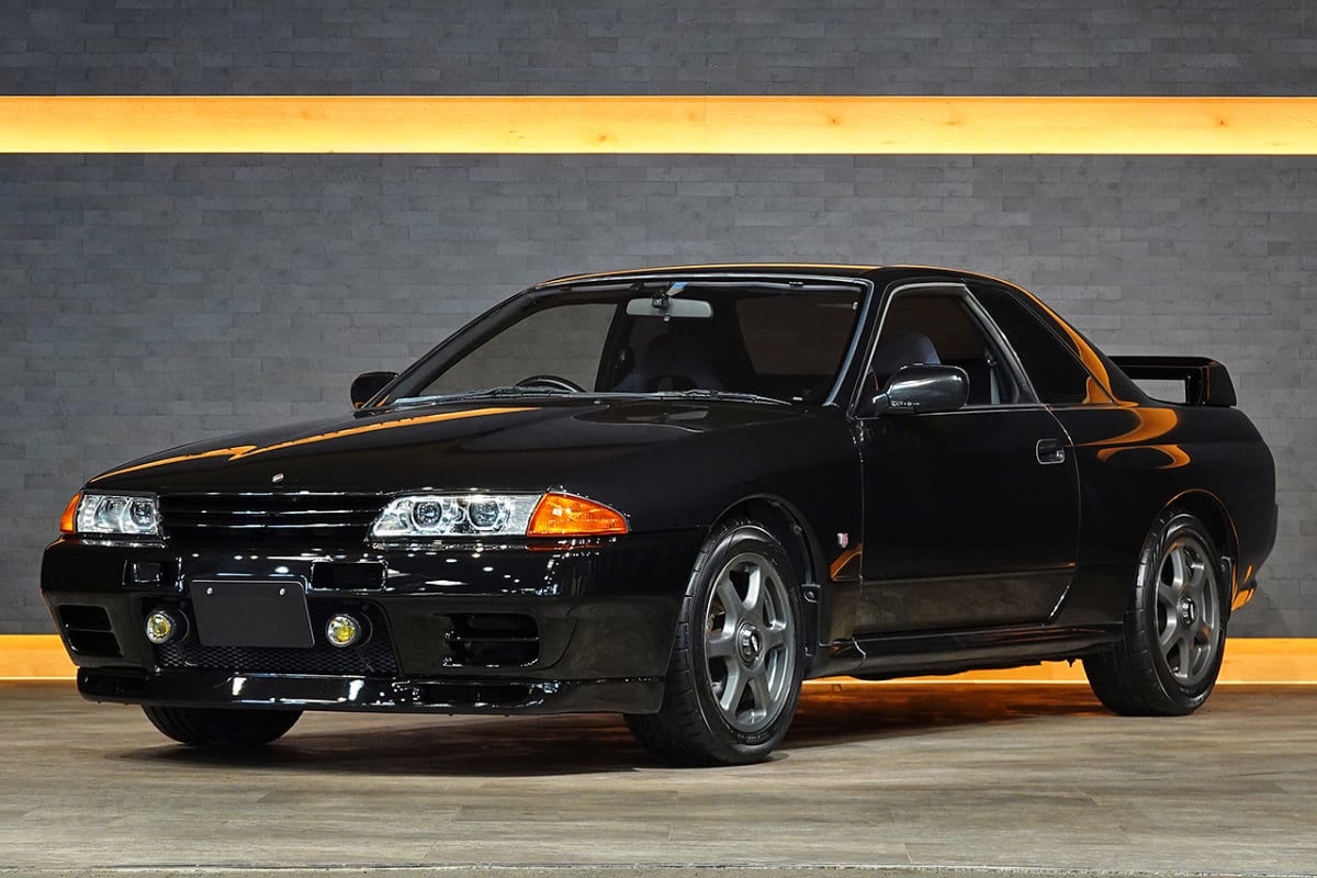 Nissan Skyline R32 GTR Black Pearl Nismo — 1