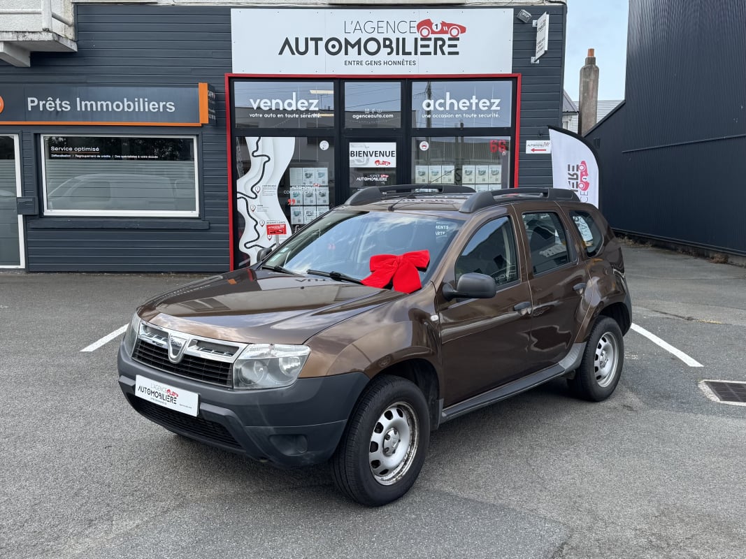 Dacia Duster 4X4 1.5 DCI 110 ch BVM6 (ATTELAGE) — 1