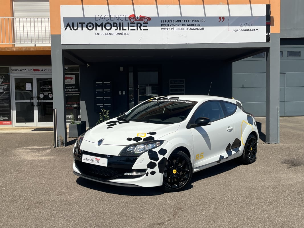 Renault Megane 3 RS 2.0T 265cv - Distribution OK/Ligne Échap RS Perf/Radar AR/Régulateur/Climatisation — 1