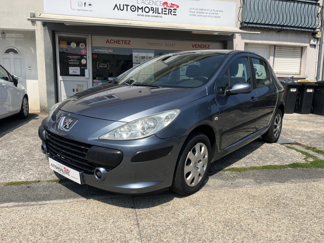 Peugeot 307 1.6i 110cv Confort - Distribution neuve — 1