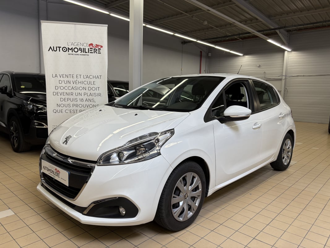 Peugeot 208 1.2 PURETECH 80 ACTIVE BUSINESS — 1