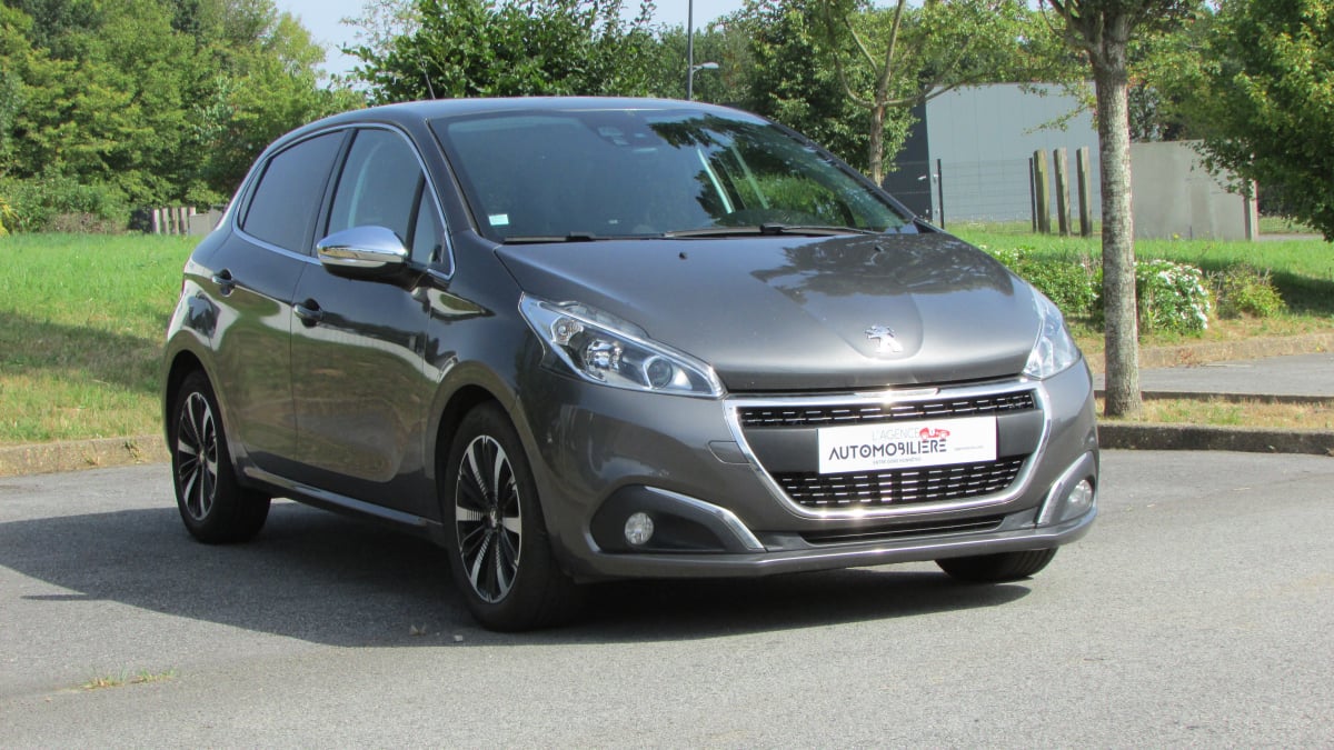 Peugeot 208 1,5 BLUEHDI 100CH TECH EDITION
