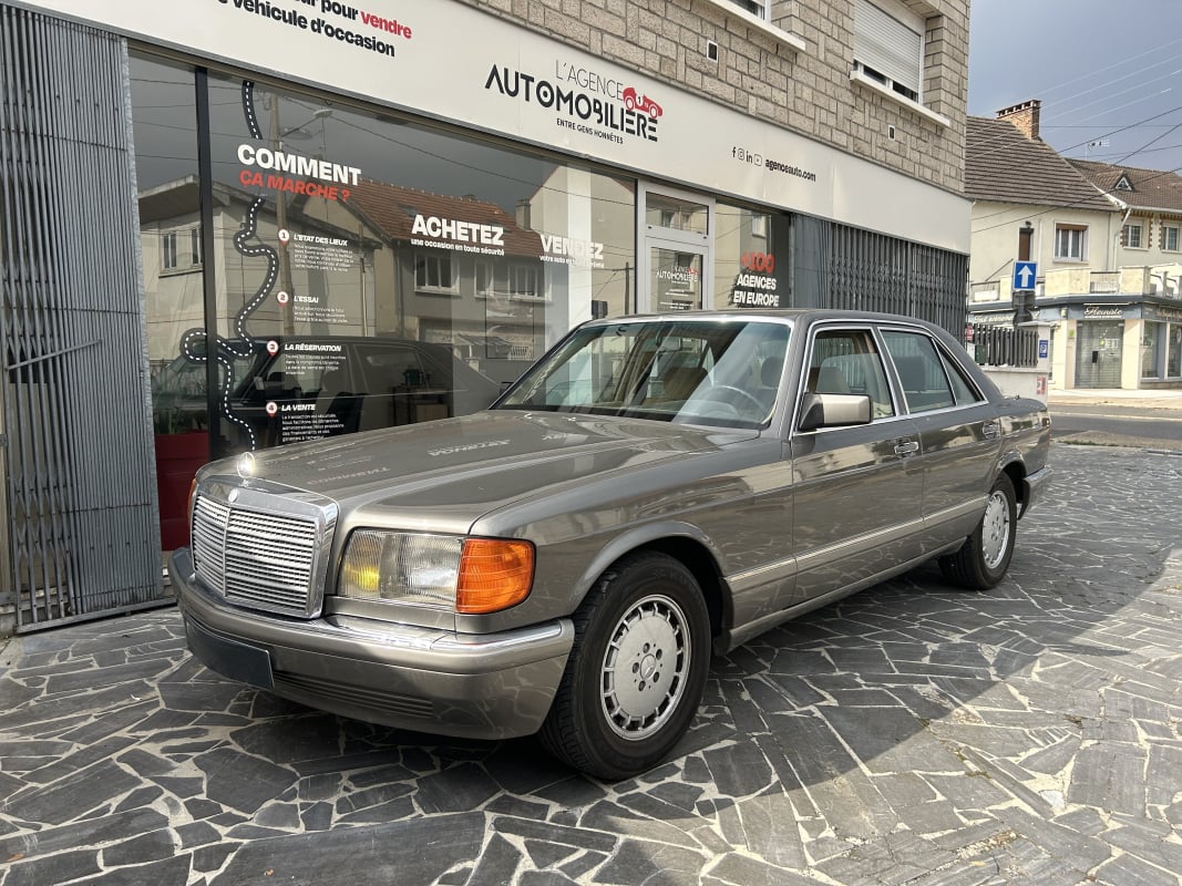 Mercedes-Benz Classe S 300SE W126 — 1