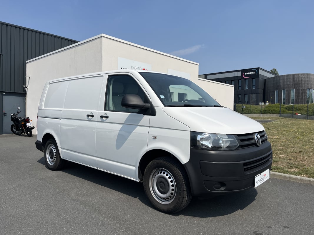 Volkswagen Transporter FGN TOLE CB 2.0 TDI 114 FAP BLUEMOTION 2.8T // DISTRI NEUVE — 1