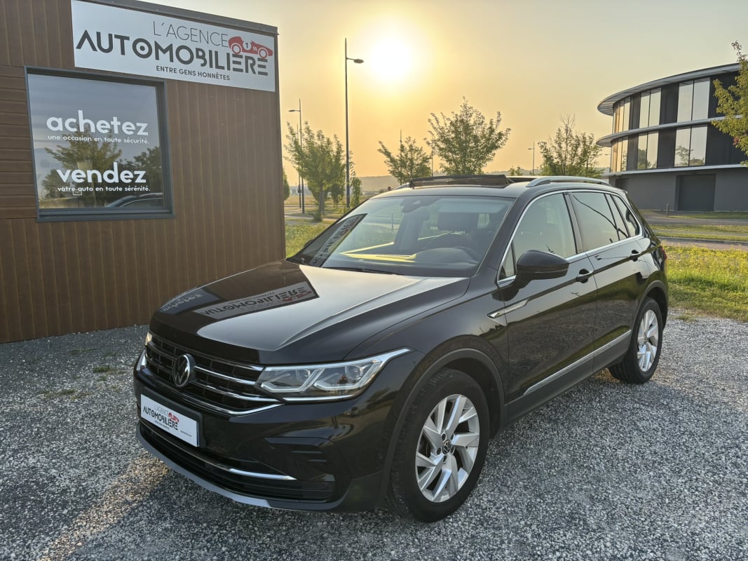 Volkswagen Tiguan II Phase 2 Elegance Exclusive 2.0 TDi 16V BMT DSG7 150 cv Boîte auto — 1