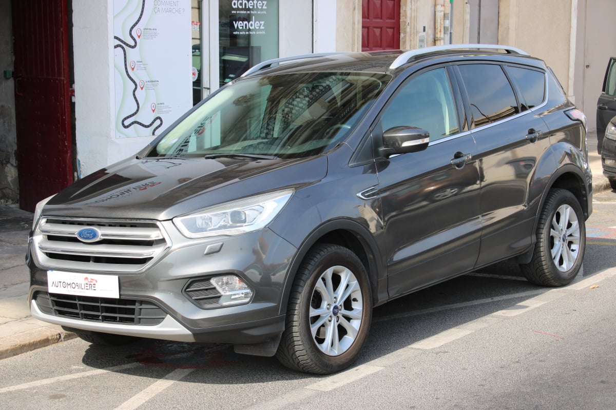 Ford Kuga 1.5 FLEXIFUEL 150 TITANIUM 4X2 START-STOP ( Caméra de recul, Coffre électrique, Roue de secours ) — 1