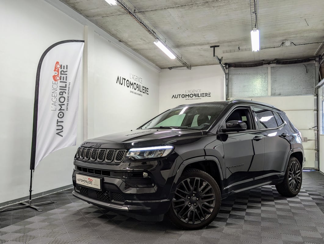 Jeep Compass II (2) 1.3 GSE T4 150 S BVR S — 1