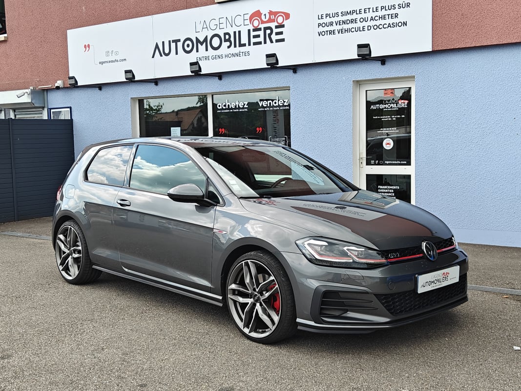 Volkswagen Golf GTI 2.0 TSI 230ch BlueMotion Performance 3p — 1