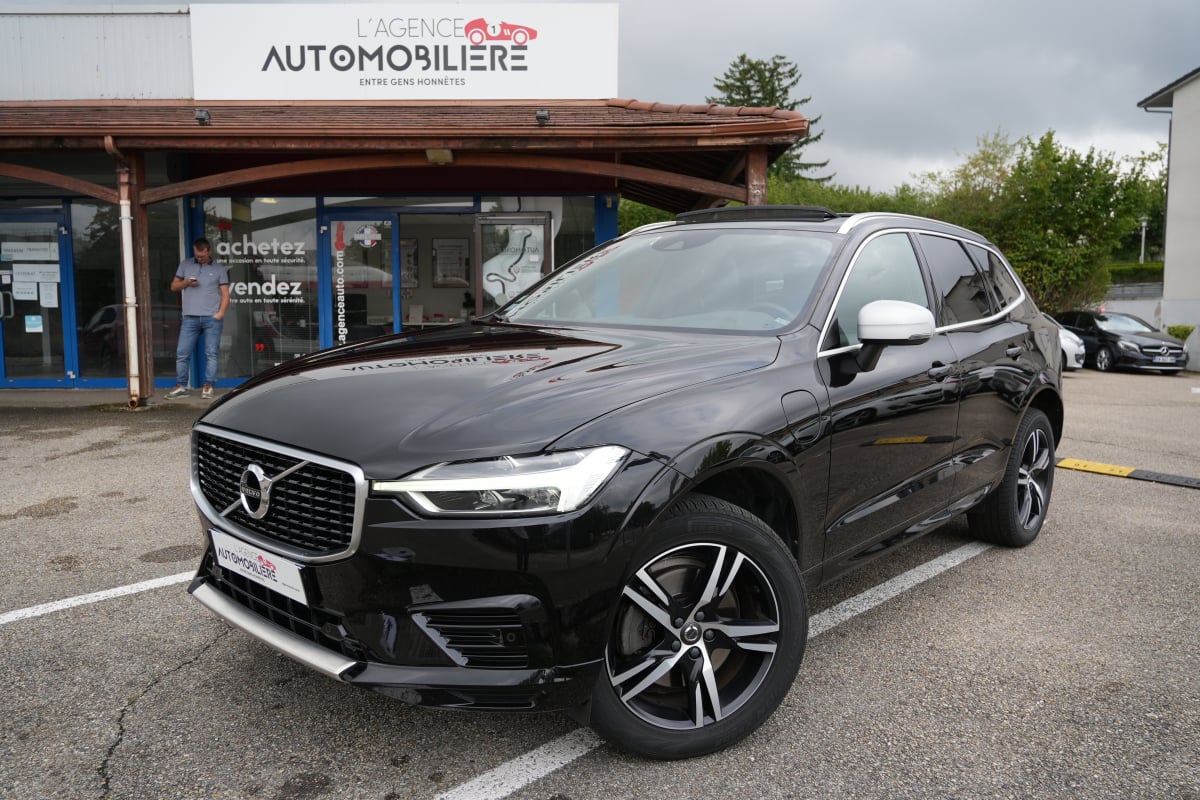 Volvo XC60 II T8 390H 300 PHEV HYBRIDE RECHARGEABLE R-DESIGN AWD GEARTRONIC 8 — 1