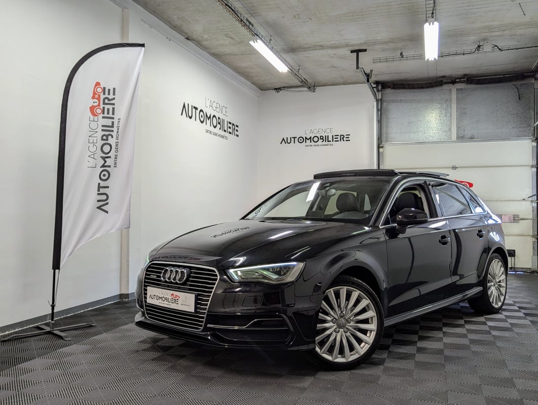 Audi A3 III SPORTBACK 1.4 TFSI E-TRON 204 AMBITION LUXE S TRONIC + TOIT OUVRANT — 1
