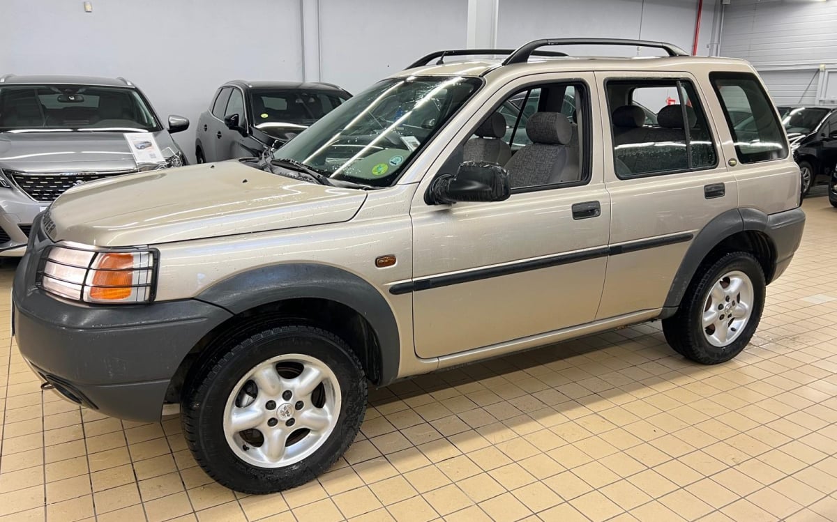 Land Rover Freelander Freelander 1.8 i 4x4 — 1
